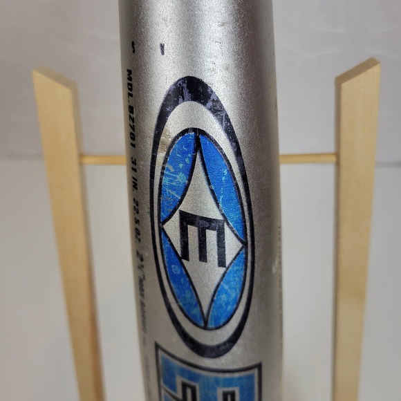 Easton Triple 7 BZ701 Scandium Bat 31in. 2 3/4 Max Barrel High Performance Alloy - Picture 8 of 11